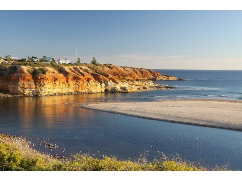 96 Albany Avenue, Port Noarlunga South SA 5167