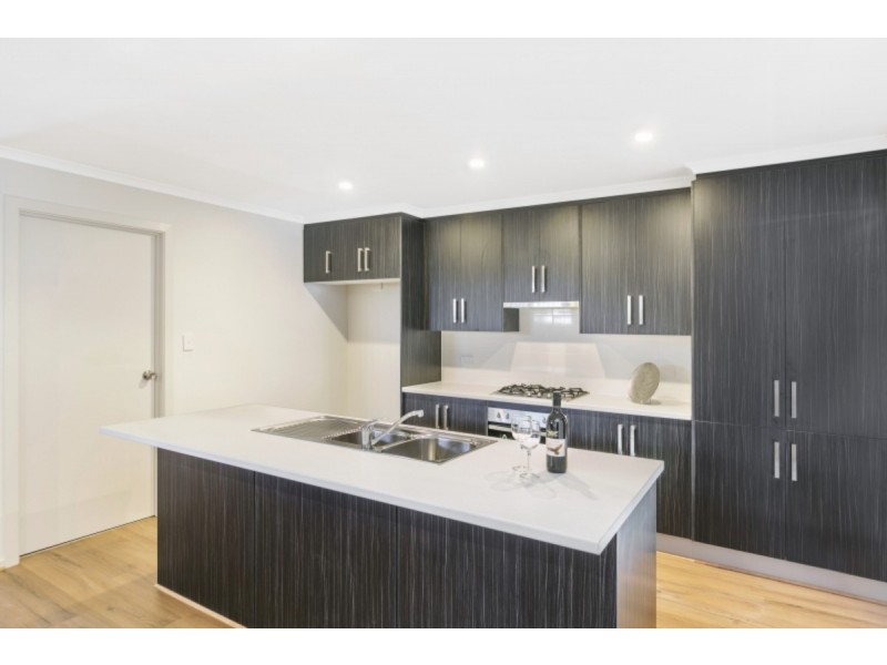 6 Triton Street, Seaford Meadows SA 5169