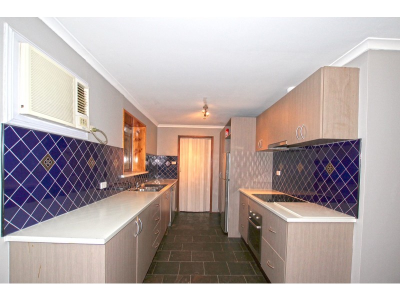 27 Hamilton Road, Aldinga Beach SA 5173