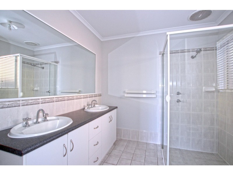 88 Pridham Boulevard, Aldinga Beach SA 5173