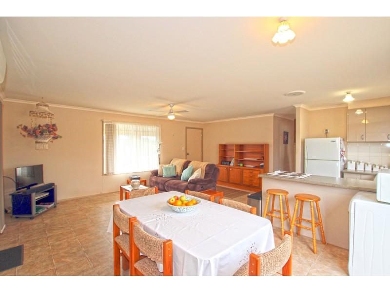 16 Humphrys Road, Aldinga Beach SA 5173