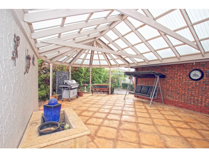 9 Admiralty Crescent, Seaford Rise SA 5169