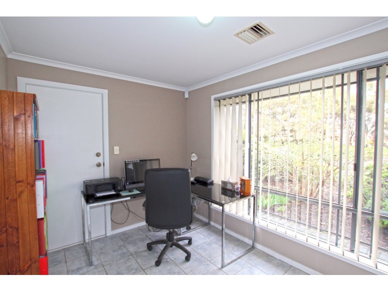 9 Admiralty Crescent, Seaford Rise SA 5169