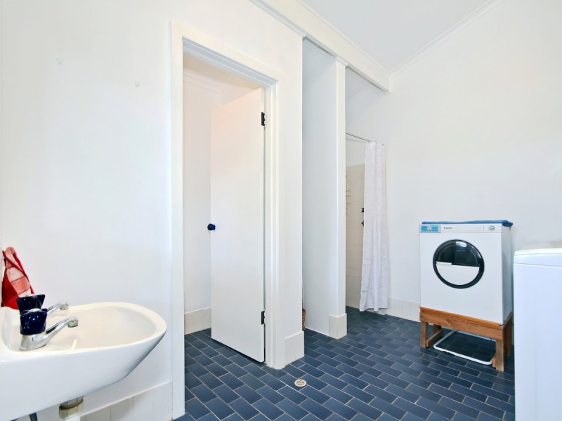 4 South Street, Port Willunga SA 5173