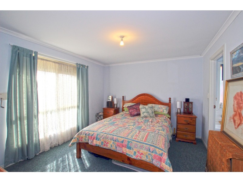 24 Hamilton Road, Aldinga Beach SA 5173