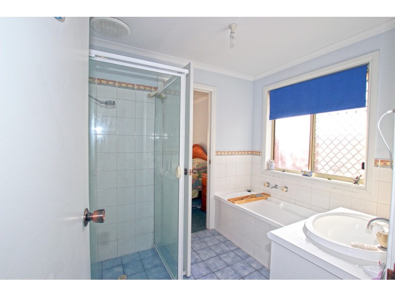 24 Hamilton Road, Aldinga Beach SA 5173