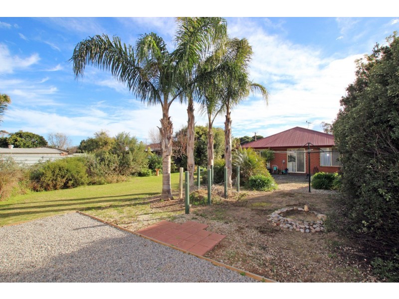 24 Hamilton Road, Aldinga Beach SA 5173