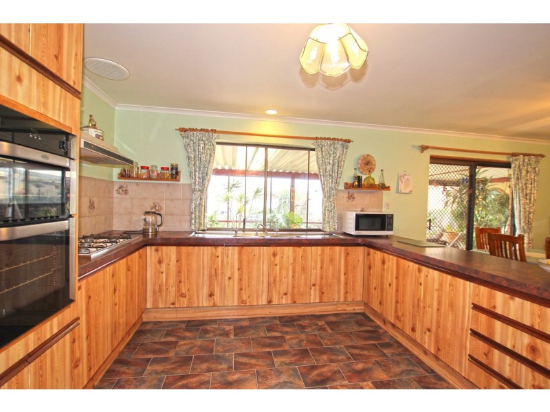 15 Sextant Avenue, Seaford SA 5169