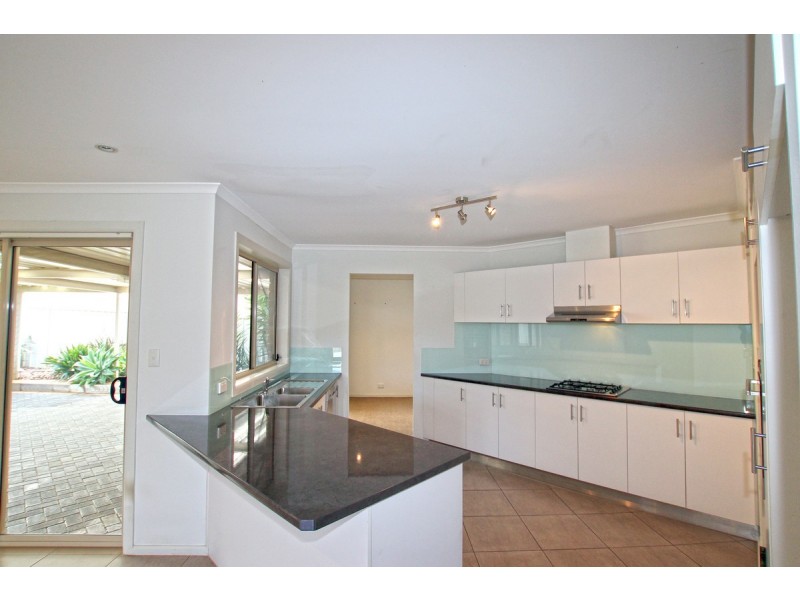 71 Pridham Boulevard, Aldinga Beach SA 5173