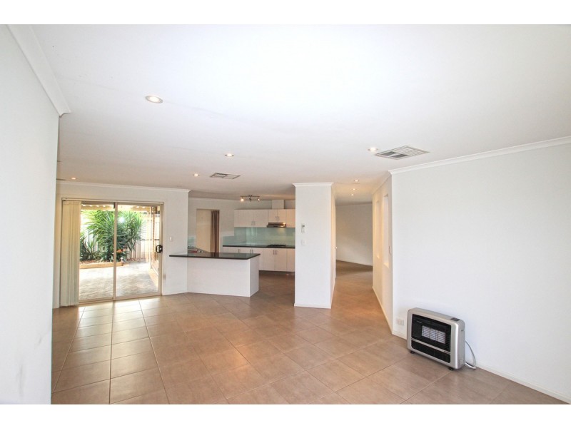 71 Pridham Boulevard, Aldinga Beach SA 5173