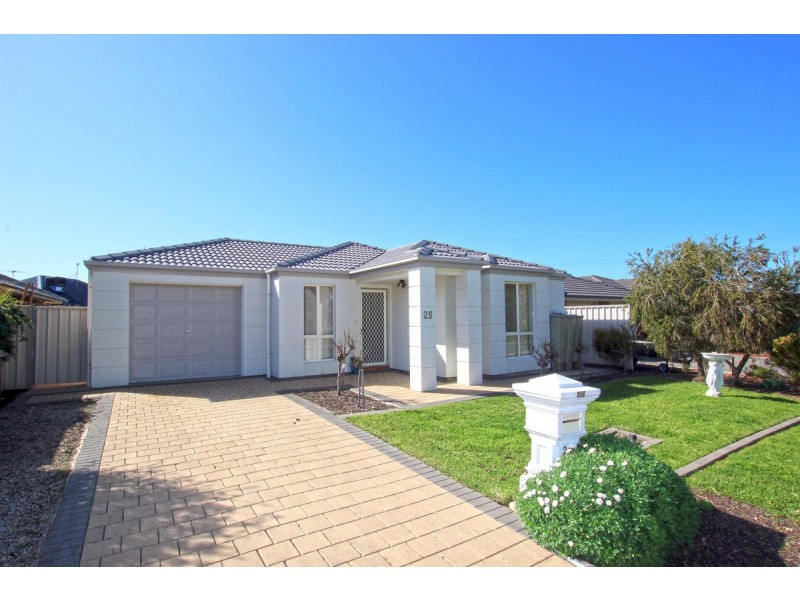 25 Periwinkle Drive, Aldinga Beach SA 5173