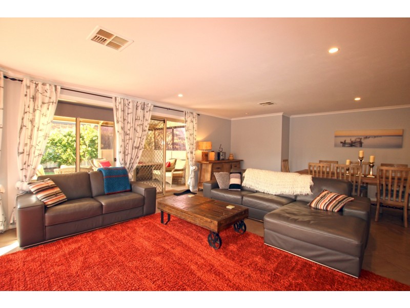 114 Pridham Boulevard, Aldinga Beach SA 5173