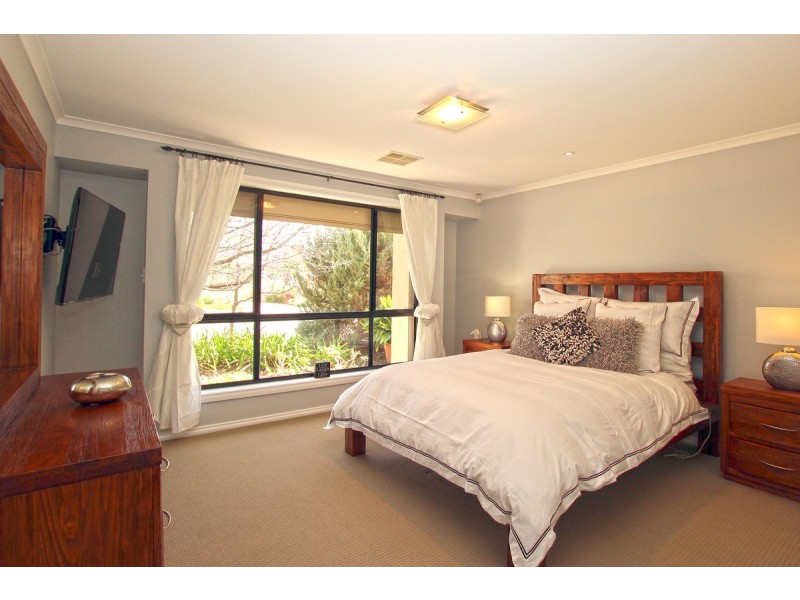 114 Pridham Boulevard, Aldinga Beach SA 5173
