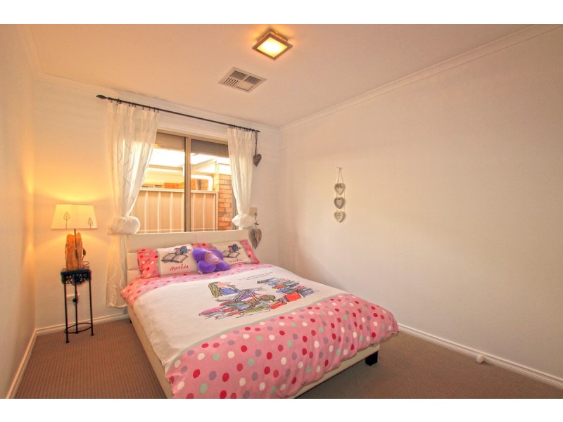 114 Pridham Boulevard, Aldinga Beach SA 5173