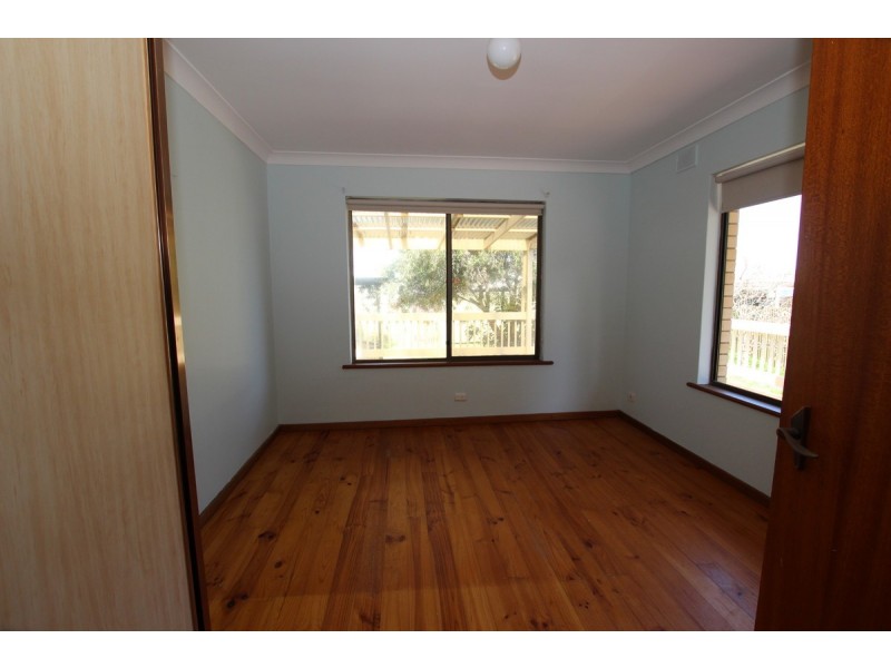 8 Dunstan Street, Aldinga Beach SA 5173