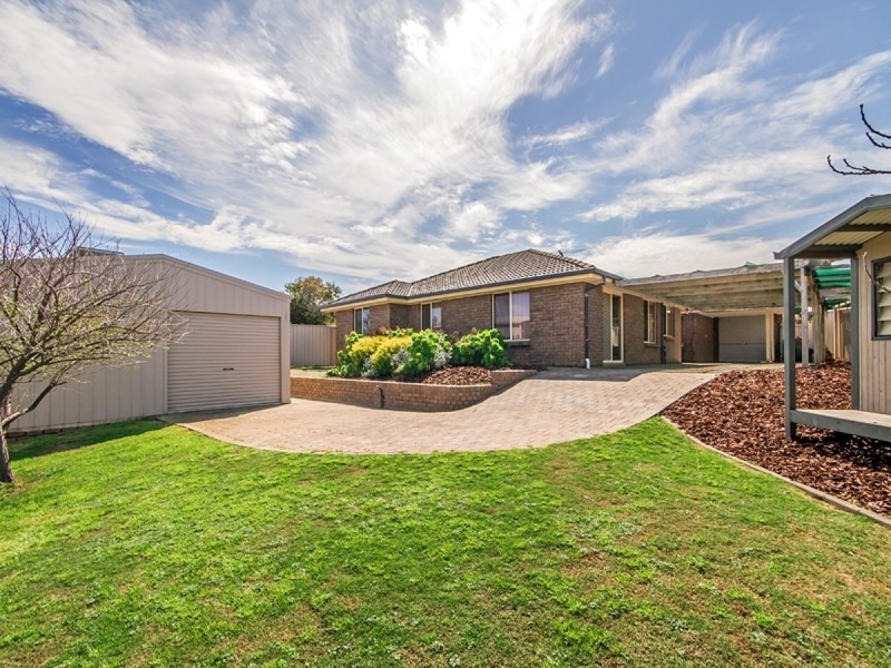 7 Harbury Court, Onkaparinga Hills SA 5163