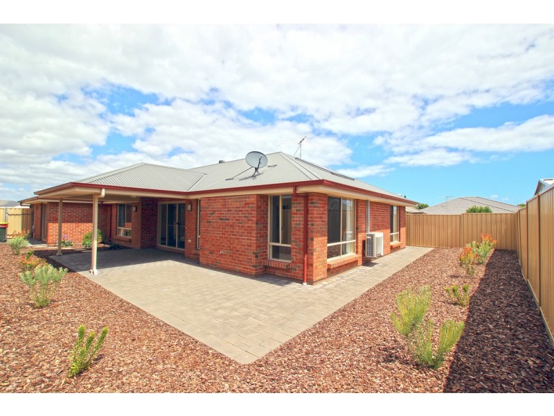 5 Halcyon Circuit, Aldinga Beach SA 5173