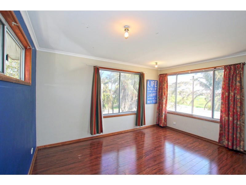 43 Hamilton Road, Aldinga Beach SA 5173