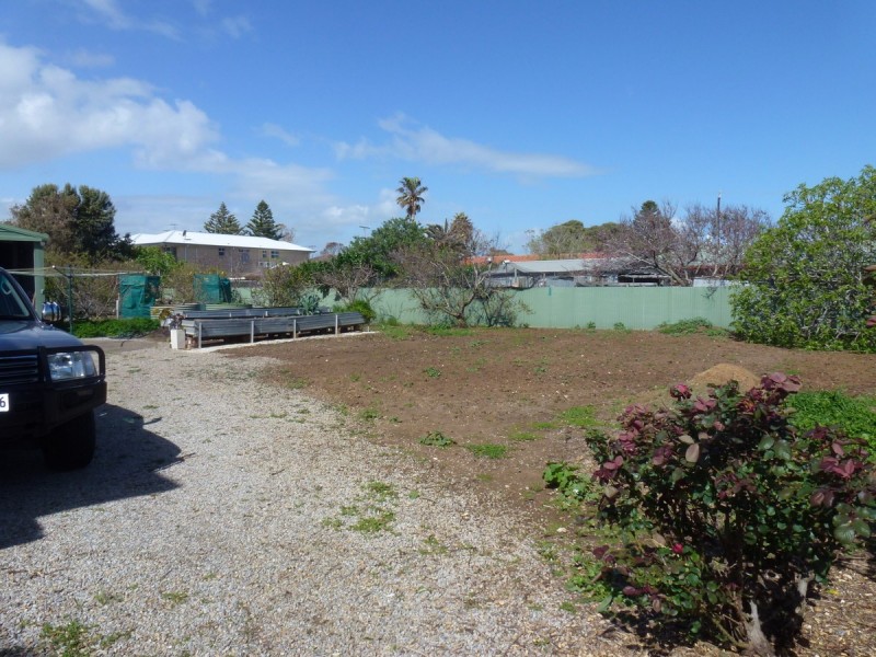 1 Hamilton Road, Aldinga Beach SA 5173