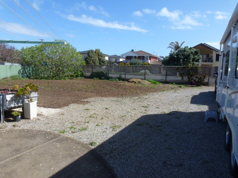 1 Hamilton Road, Aldinga Beach SA 5173
