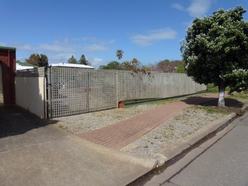 1 Hamilton Road, Aldinga Beach SA 5173