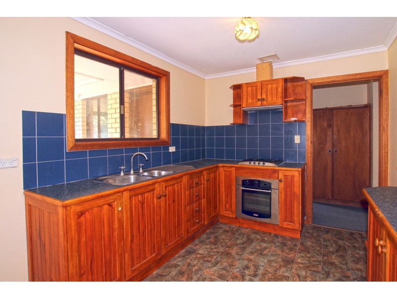 12 Falcon Street, Port Willunga SA 5173