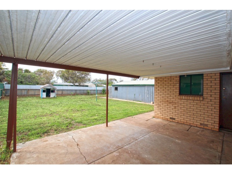 12 Falcon Street, Port Willunga SA 5173