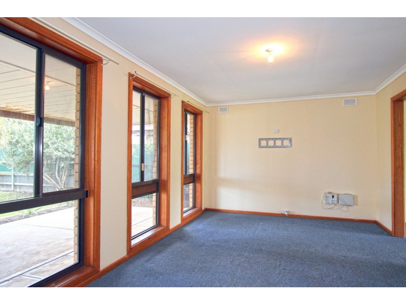 12 Falcon Street, Port Willunga SA 5173