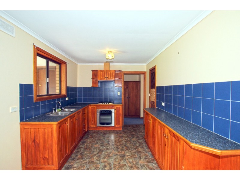 12 Falcon Street, Port Willunga SA 5173