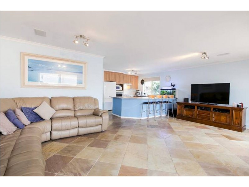 8 Omega Drive, Seaford Rise SA 5169