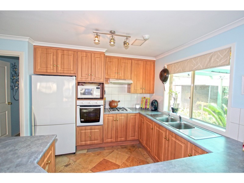 8 Omega Drive, Seaford Rise SA 5169