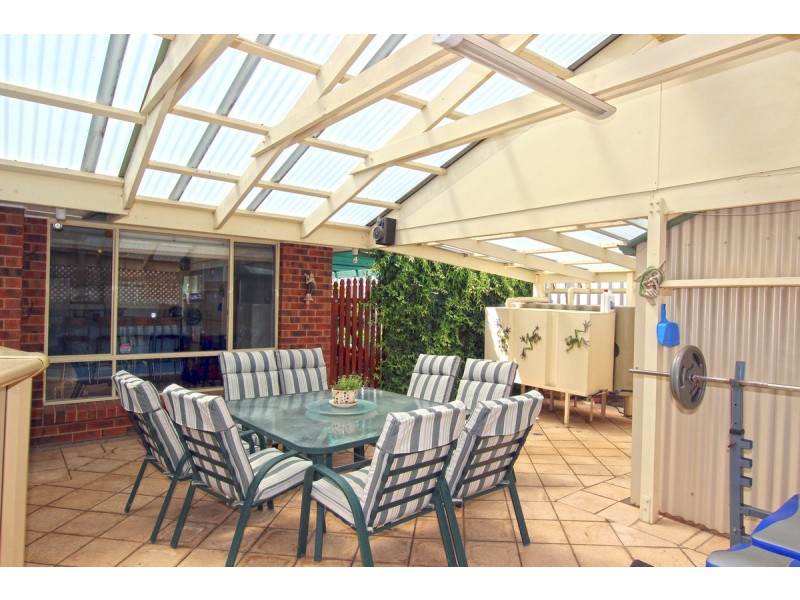 8 Omega Drive, Seaford Rise SA 5169