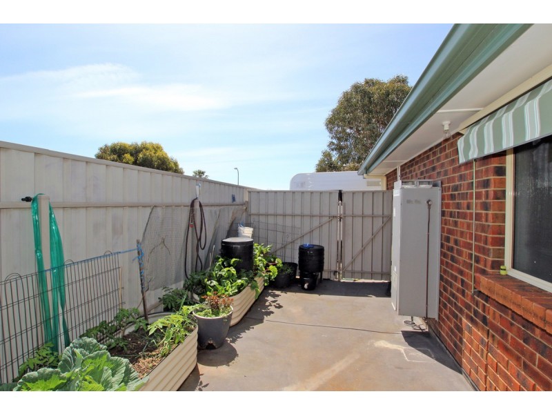 8 Omega Drive, Seaford Rise SA 5169