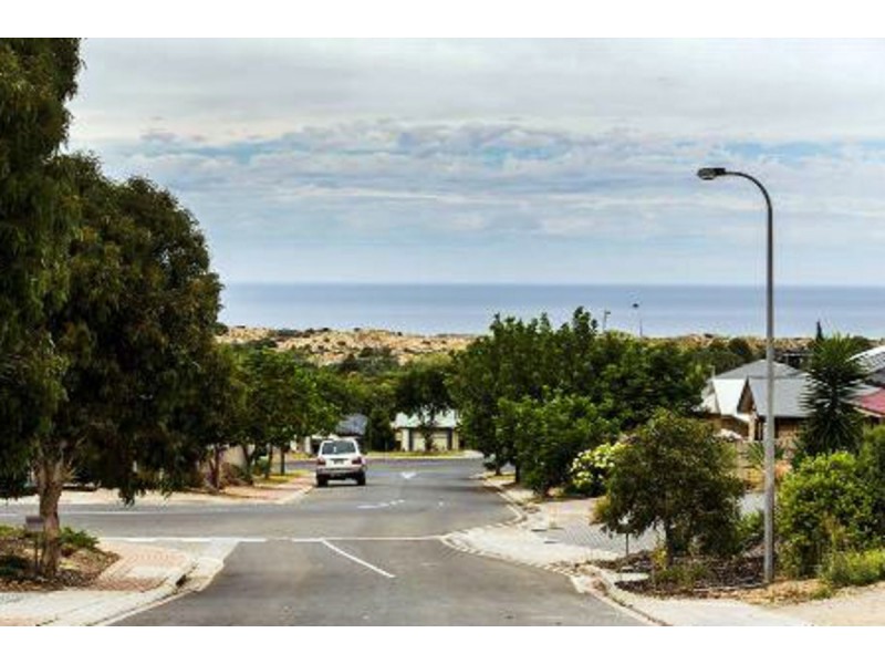 8 Omega Drive, Seaford Rise SA 5169