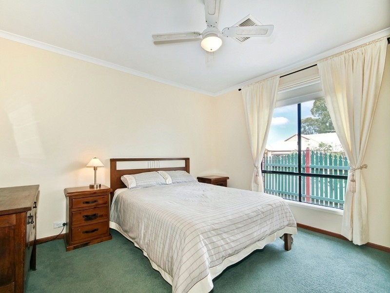 2 Rose Crescent, Mclaren Flat SA 5171