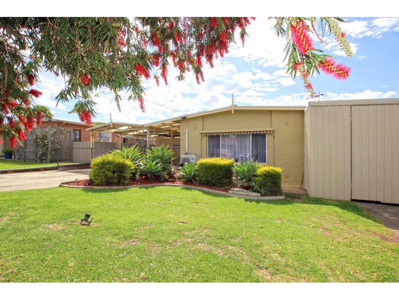 10 Yenda Street, O’sullivan Beach SA 5166