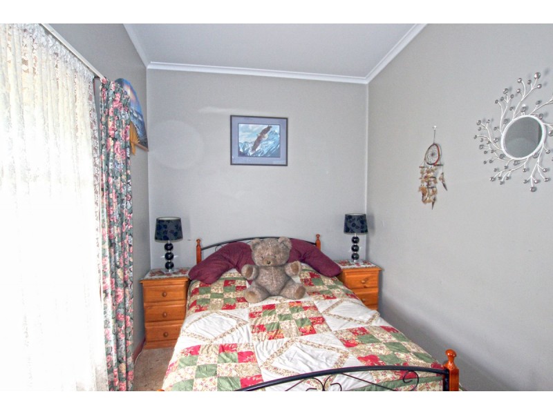 10 Yenda Street, O’sullivan Beach SA 5166