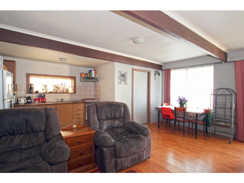 10 Yenda Street, O’sullivan Beach SA 5166