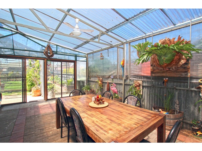 10 Yenda Street, O’sullivan Beach SA 5166