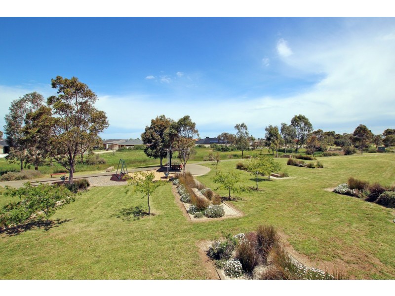 9 Periwinkle Drive, Aldinga Beach SA 5173