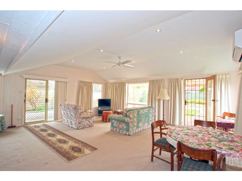 24 Irving Road, Aldinga Beach SA 5173