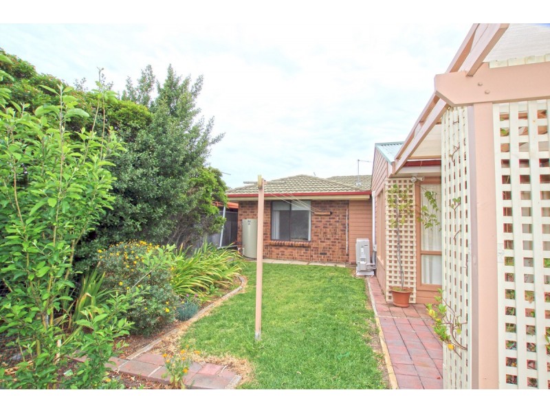 24 Irving Road, Aldinga Beach SA 5173