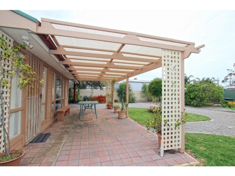 24 Irving Road, Aldinga Beach SA 5173