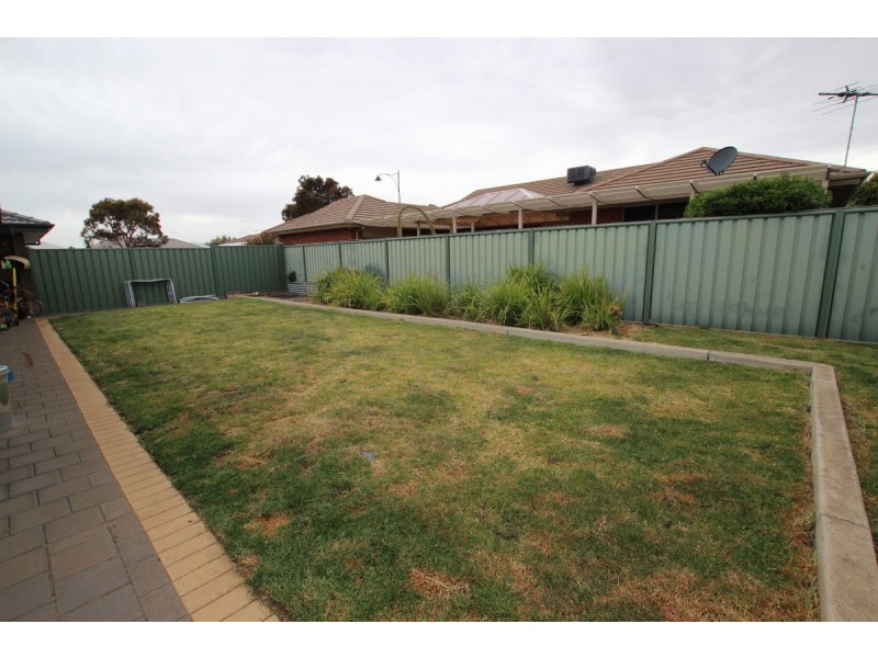 4 Emerald Boulevard, Aldinga Beach SA 5173