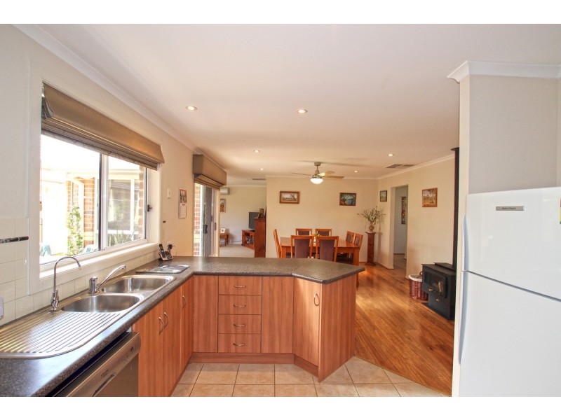 8 Urchin Crescent, Aldinga Beach SA 5173