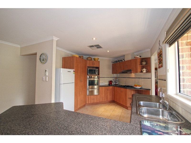 8 Urchin Crescent, Aldinga Beach SA 5173