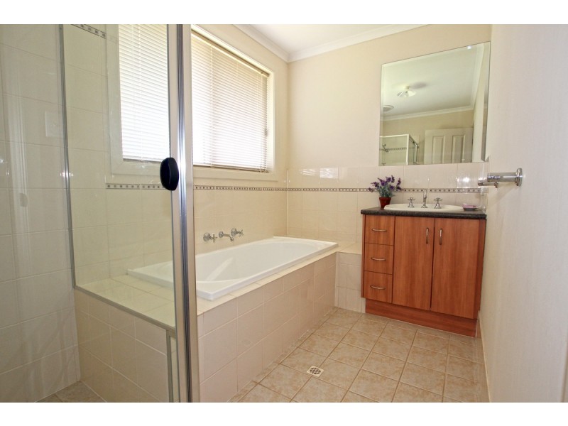 8 Urchin Crescent, Aldinga Beach SA 5173