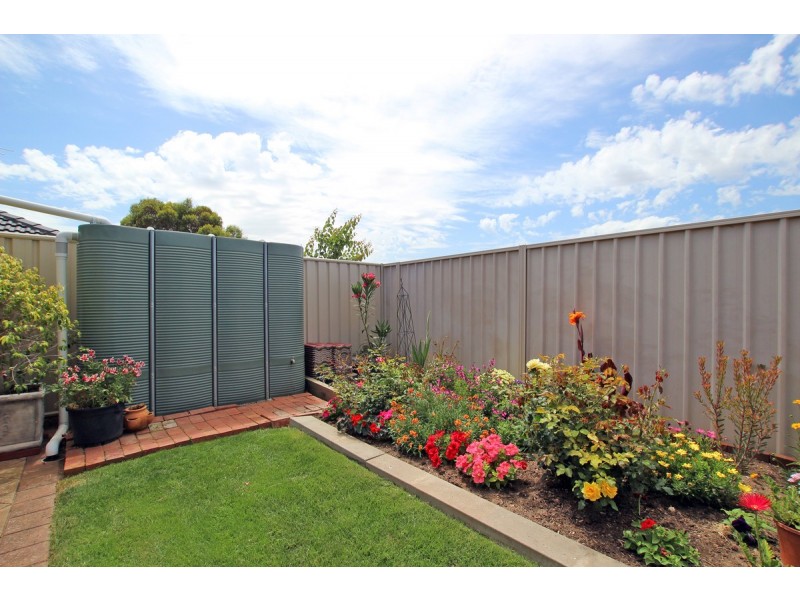 8 Urchin Crescent, Aldinga Beach SA 5173