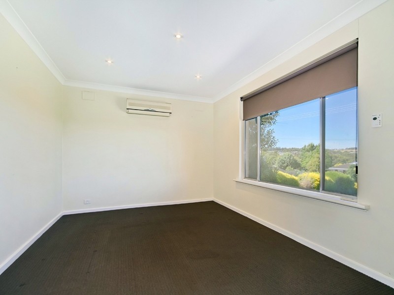 5 Hurley Grove, Hackham SA 5163