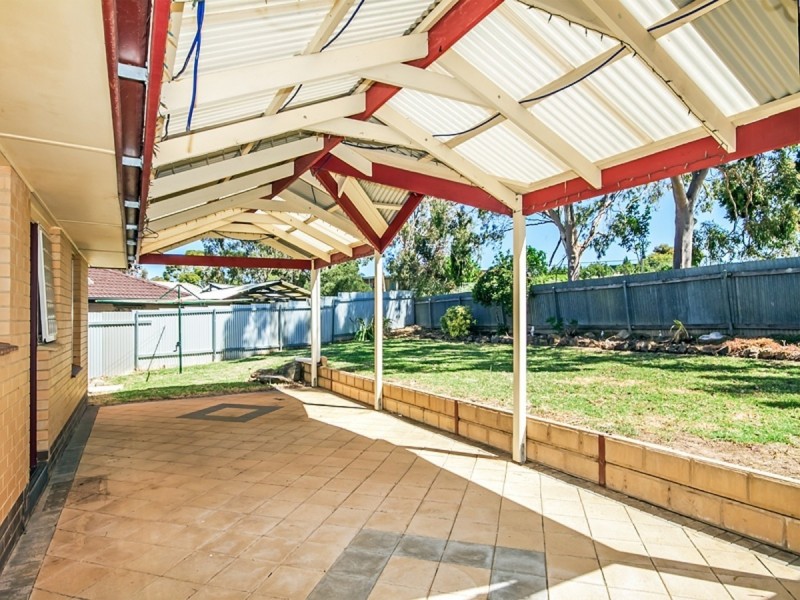 5 Hurley Grove, Hackham SA 5163